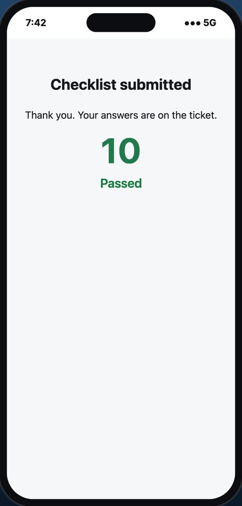 A página do checklist num celular depois do envio: checklist enviado, obrigado, suas respostas estão no ticket, nota 10, aprovado.