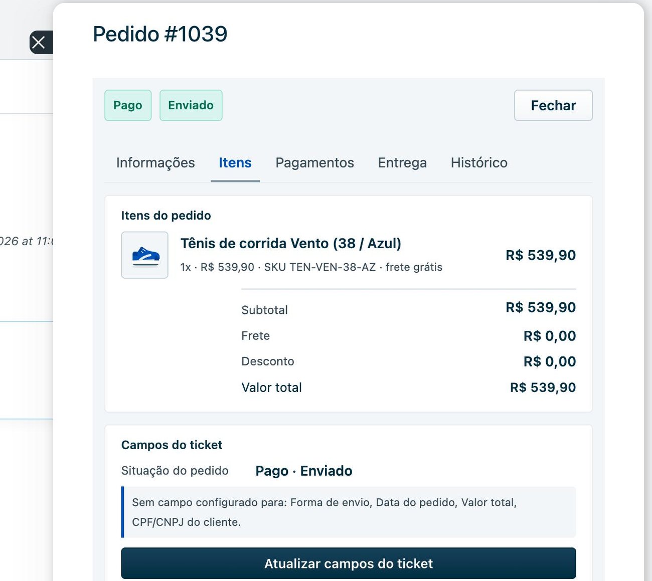 O modal do pedido na aba Itens, listando o produto comprado com foto, SKU e preço, e depois subtotal, frete, desconto e valor total.